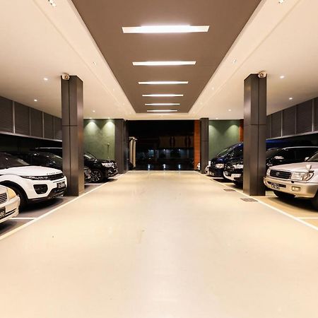 Hlaine Tet Hotel Rangun Zewnętrze zdjęcie