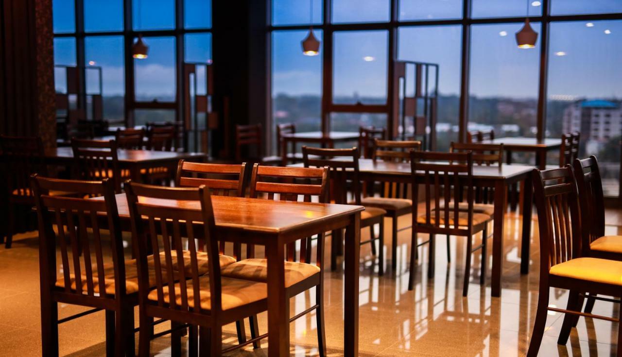 Hlaine Tet Hotel Rangun Zewnętrze zdjęcie
