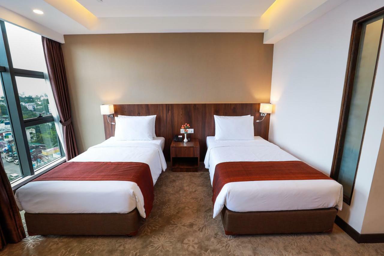 Hlaine Tet Hotel Rangun Zewnętrze zdjęcie