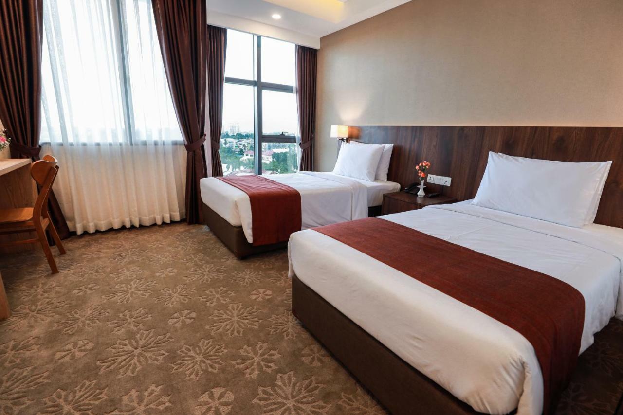 Hlaine Tet Hotel Rangun Zewnętrze zdjęcie