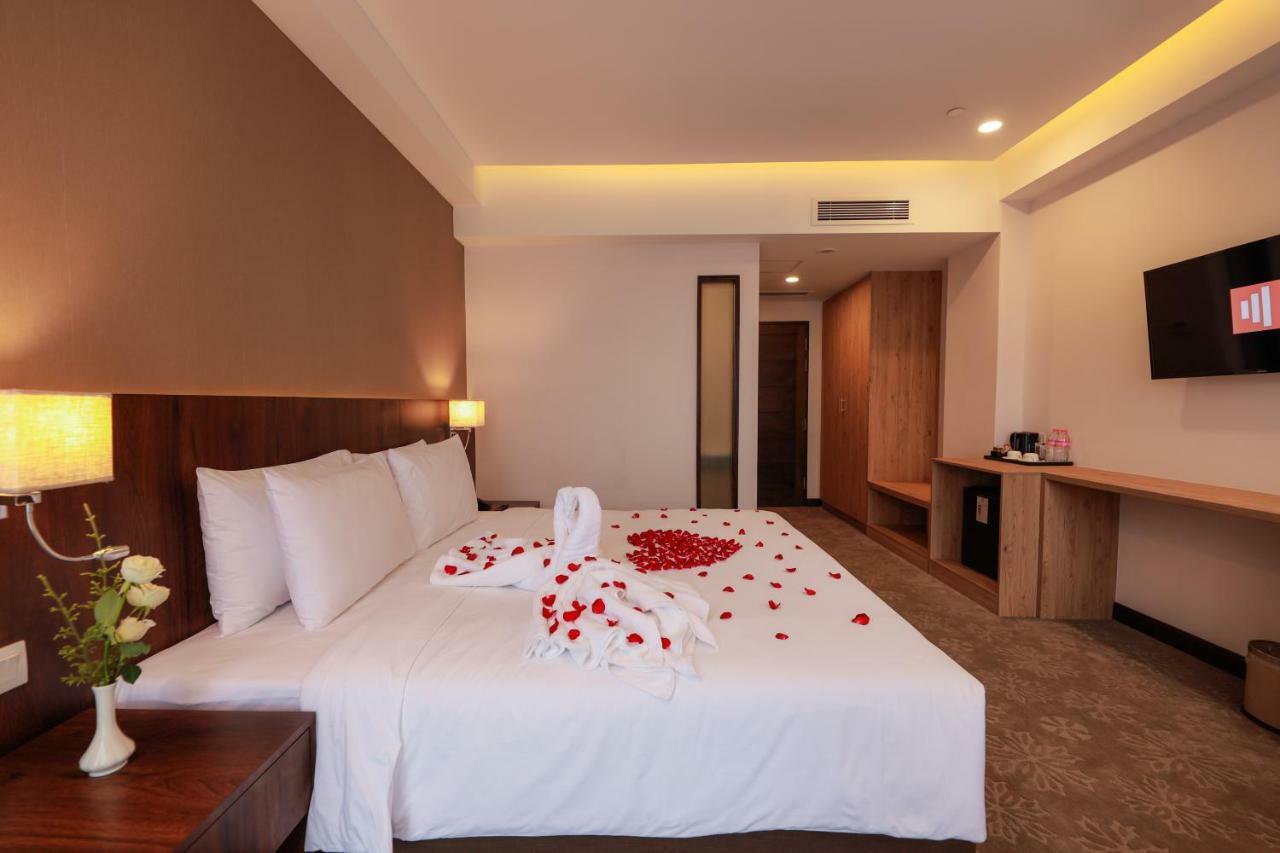 Hlaine Tet Hotel Rangun Zewnętrze zdjęcie