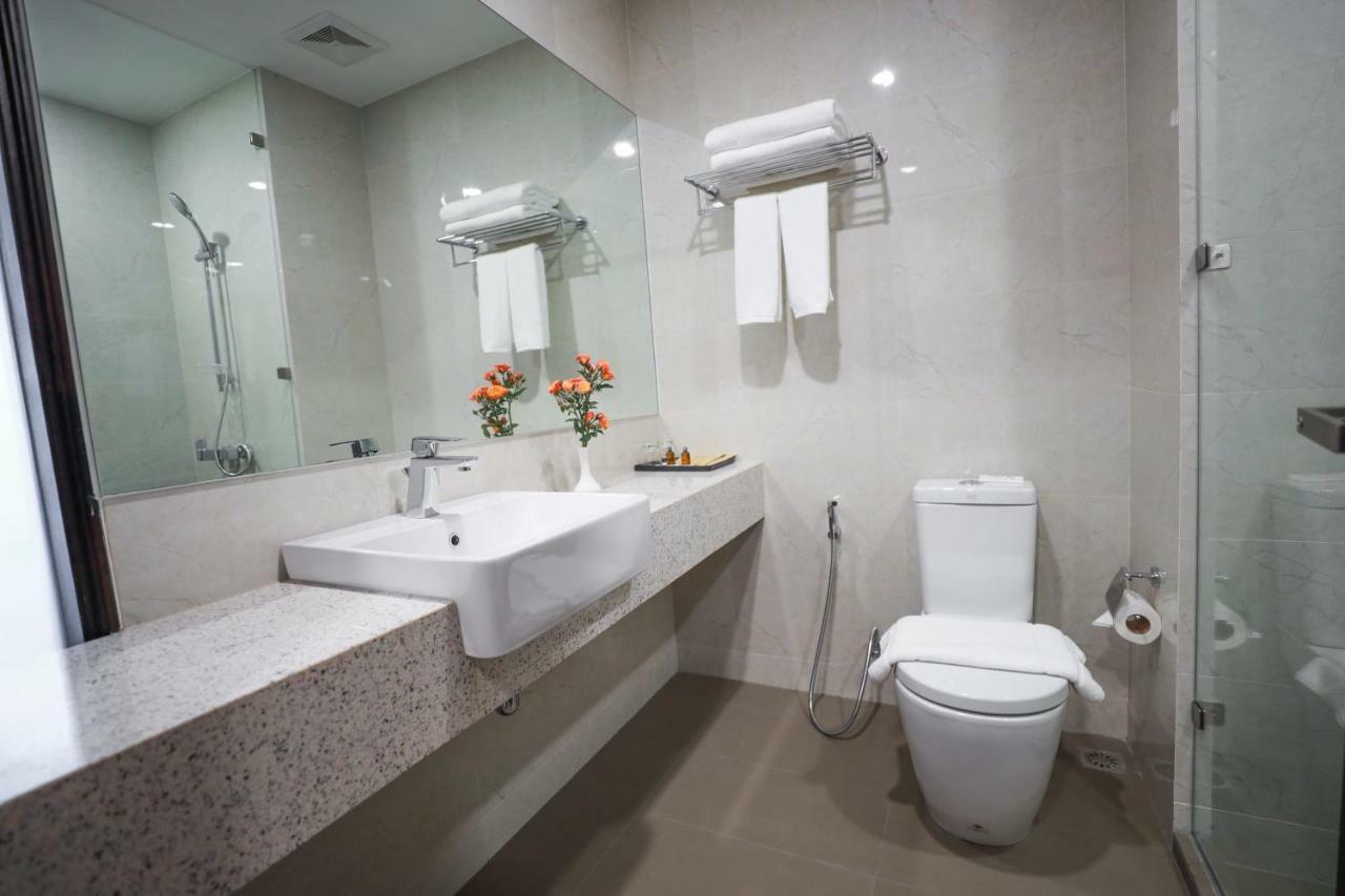 Hlaine Tet Hotel Rangun Zewnętrze zdjęcie