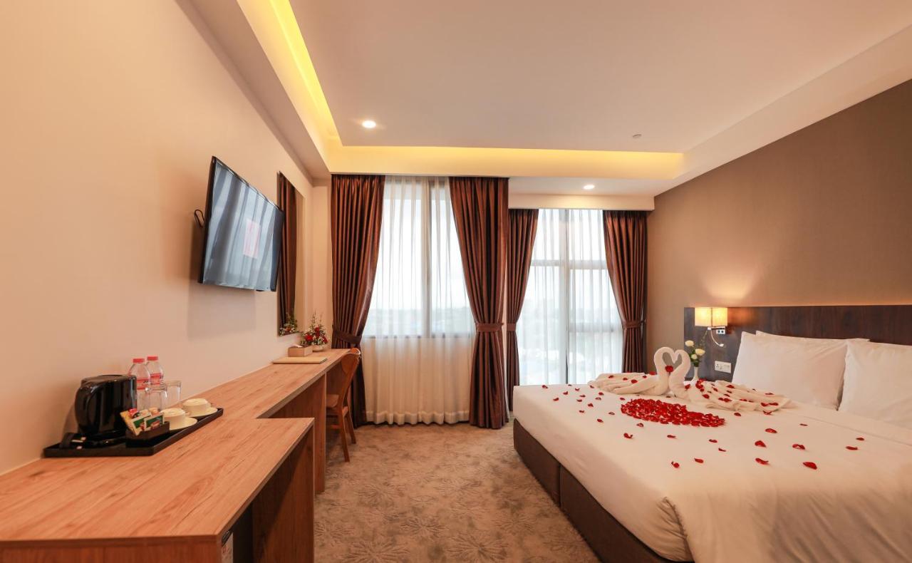 Hlaine Tet Hotel Rangun Zewnętrze zdjęcie