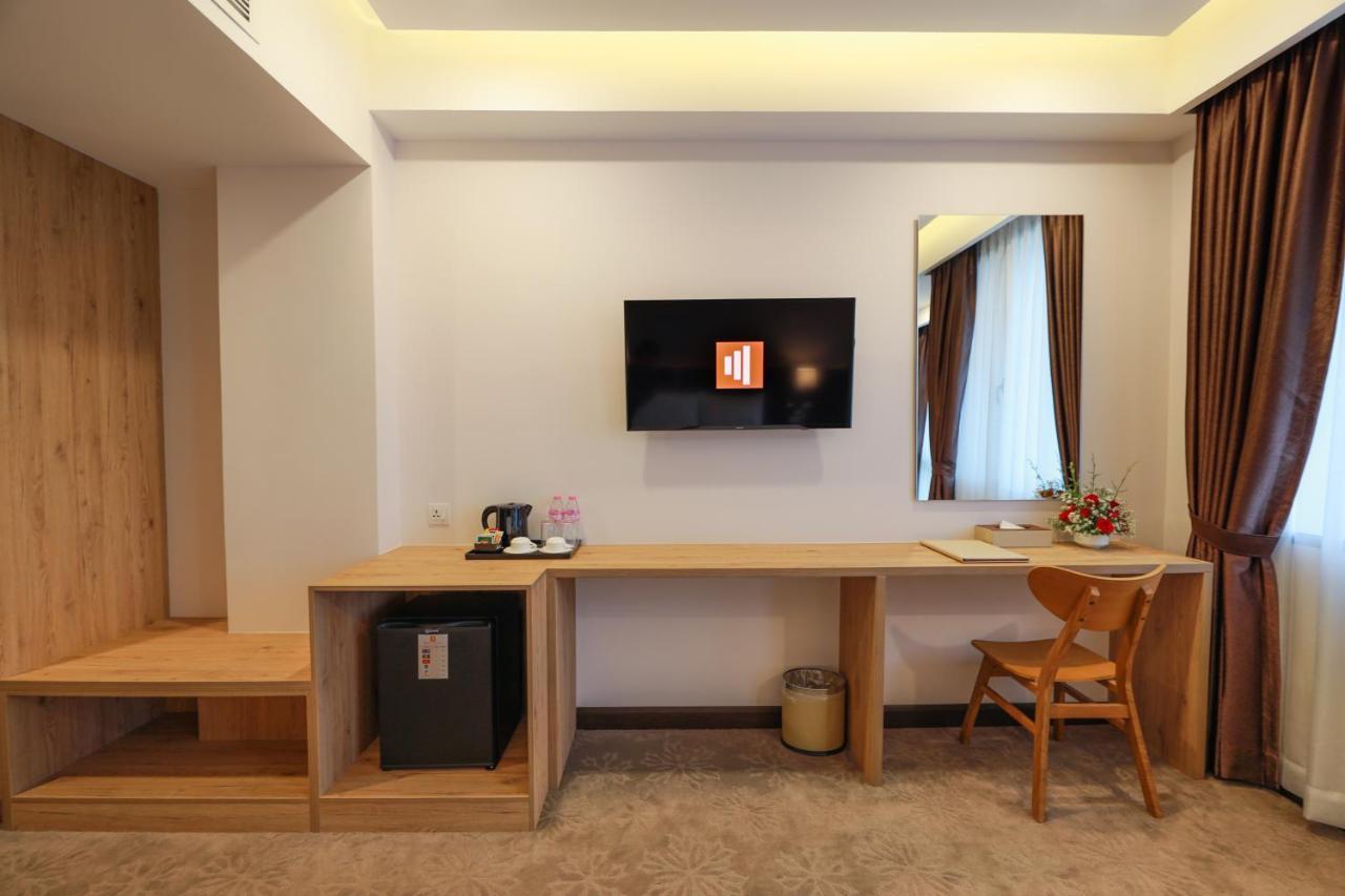 Hlaine Tet Hotel Rangun Zewnętrze zdjęcie